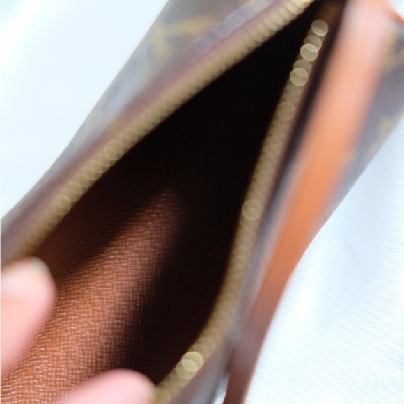 ✨ Authentic Louis Vuitton Mini Papillon Bag Barrel Monogram Logo Purse ✨ - Picture 4 of 7